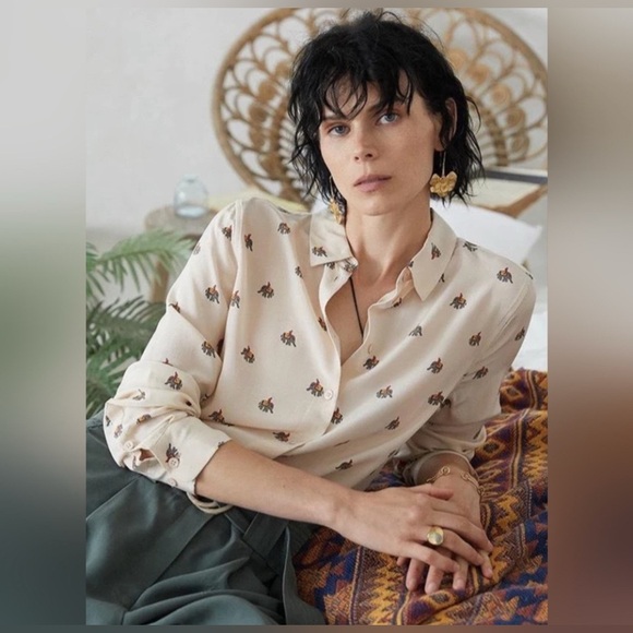 EQUIPMENT Silk Blouse Elephant India Novelty SMALL Beige - Picture 10 of 16